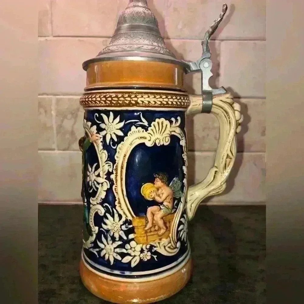 Dunker and Breiden Beerstein with metal lid - Picture 3 of 9